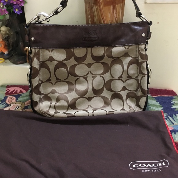 Coach Handbags - Authentic Coach Zoe Signature Hobo Bag